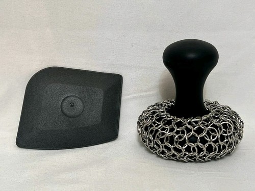 Cast iron chainmail scrubber - cast,